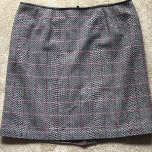 Tweed windowpane check skirt